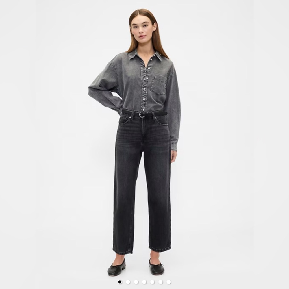 Gap Factory Women’s Mid Rise SuperSoft Relaxed Straight Crop Jeans- Size 30R